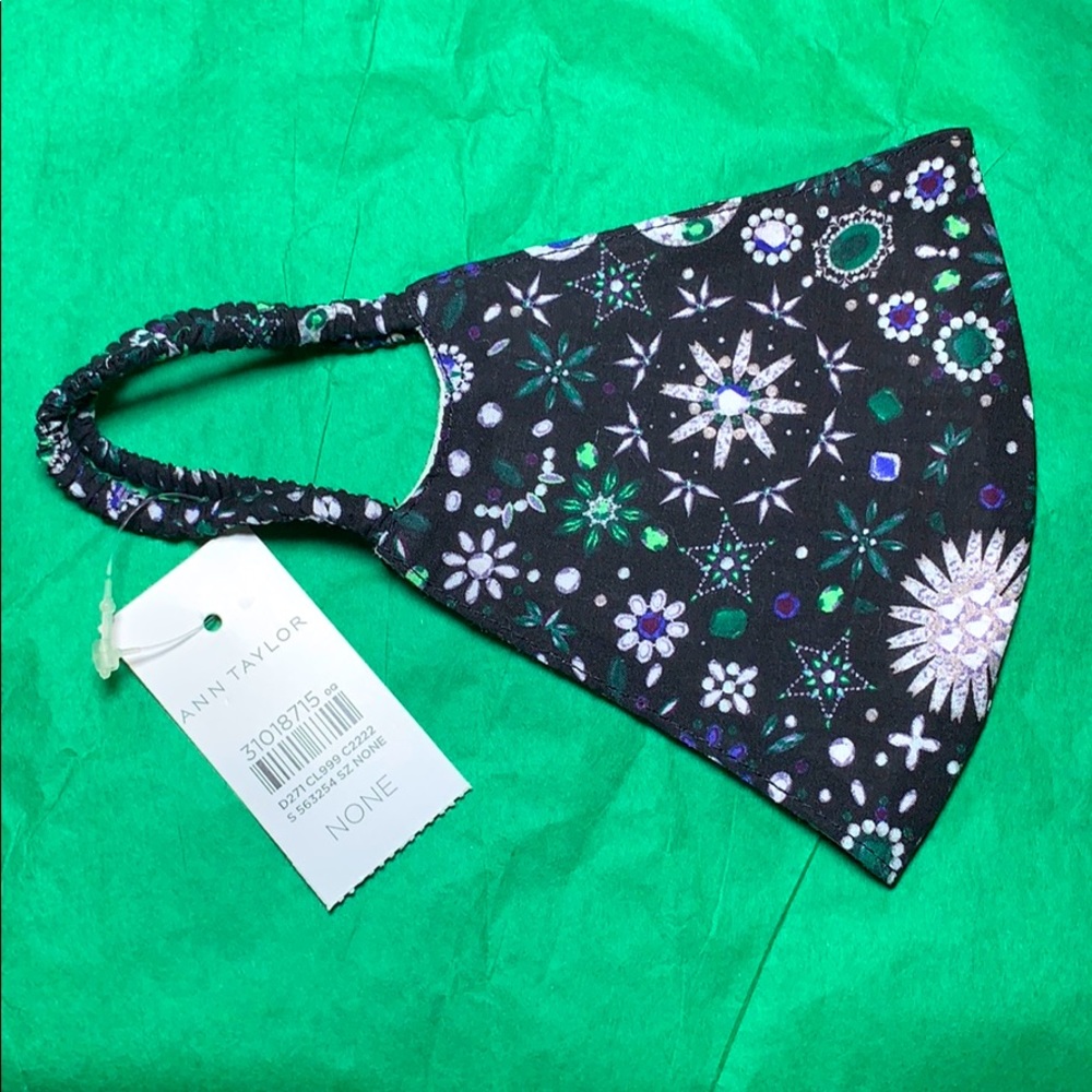 NWT Ann Taylor Mask